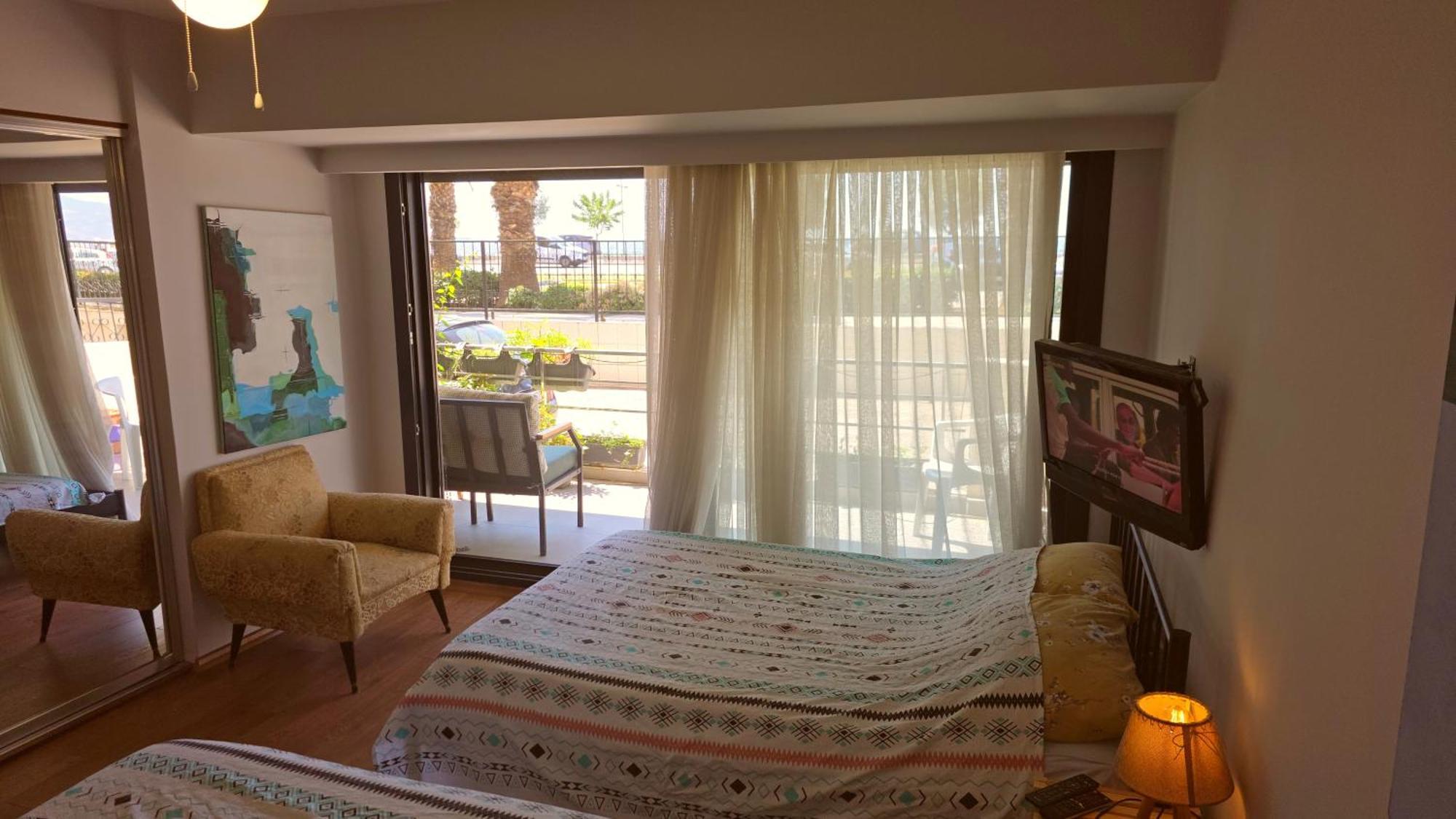 Apartment Elegant & Cozy Retreat Home, Center Gem By The Seaside, Steps From The Tram *